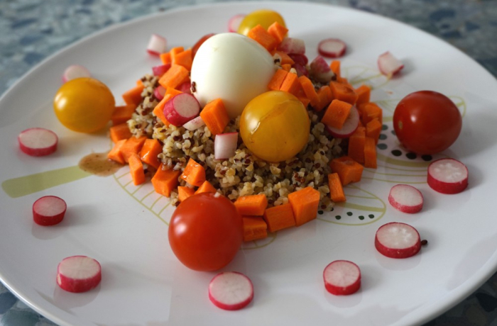 Salade de quinoa et petits légumes